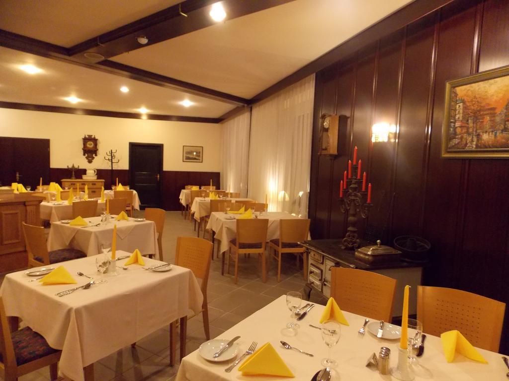 Hotel Krone Traisen Kültér fotó